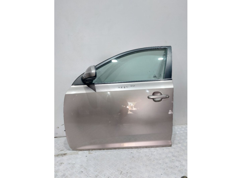 Ручка наружная передняя левая к Kia Ceed, 2007г.