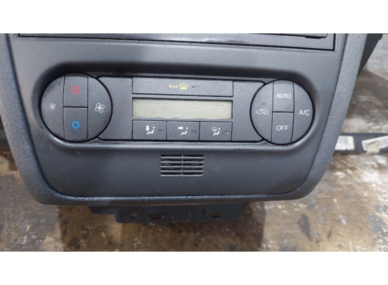 Блок управления печки/климат-контроля к Ford Fusion, 2006г.