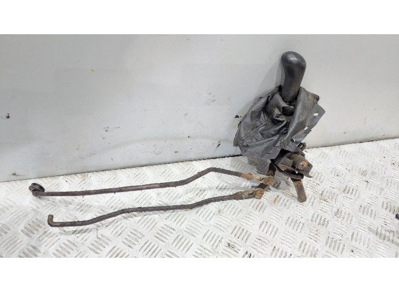 Кулиса к Mercedes E W124