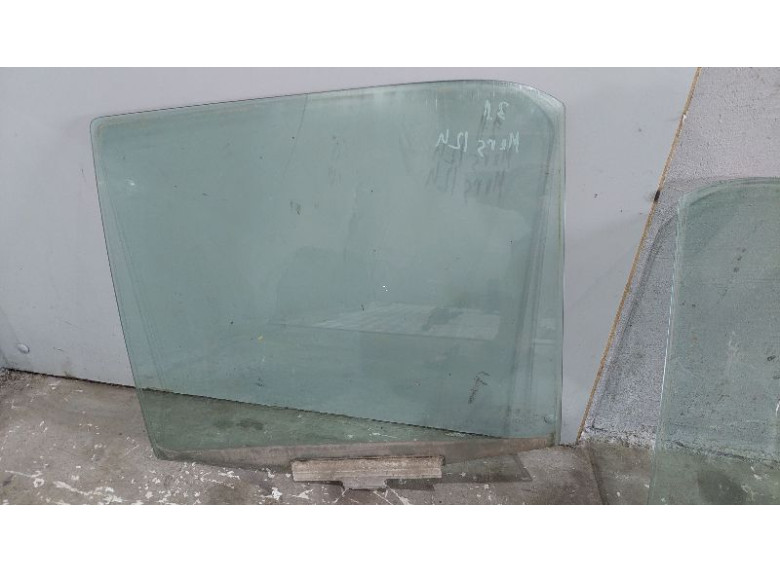 Стекло двери задней левой к Mercedes E W124