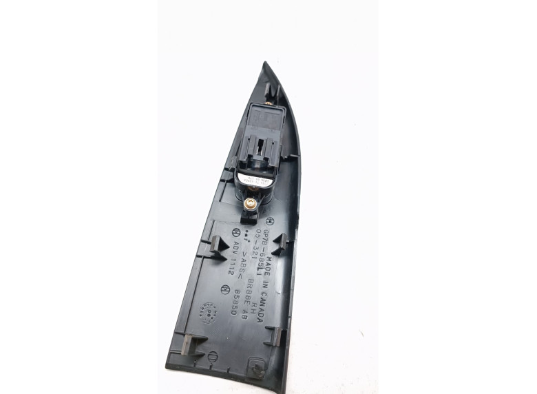 Кнопка стеклоподъемника заднего правого к Mazda 6, 2007г.
