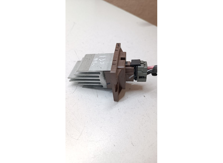 Сопротивление печки к Hyundai i30, 2007г.