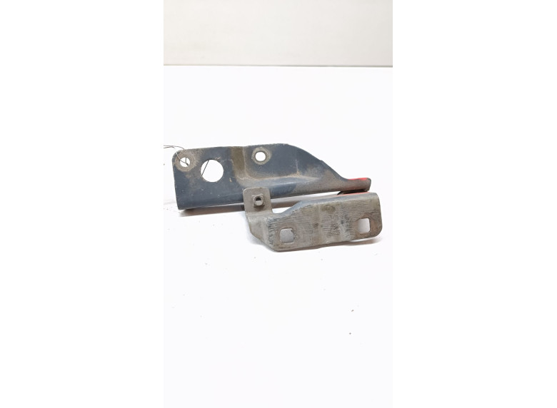 Петля капота правая к Nissan Almera