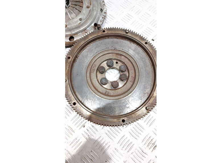 Комплект сцепления к Audi A3, 2003г.