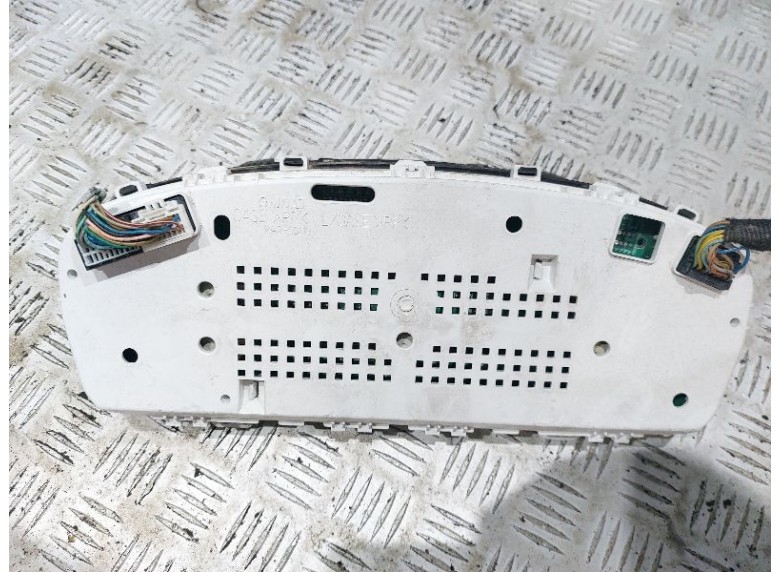 Щиток приборов (приборная панель) к Щиток приборов (приборная панель) к Chevrolet Epica undefined г. Epica