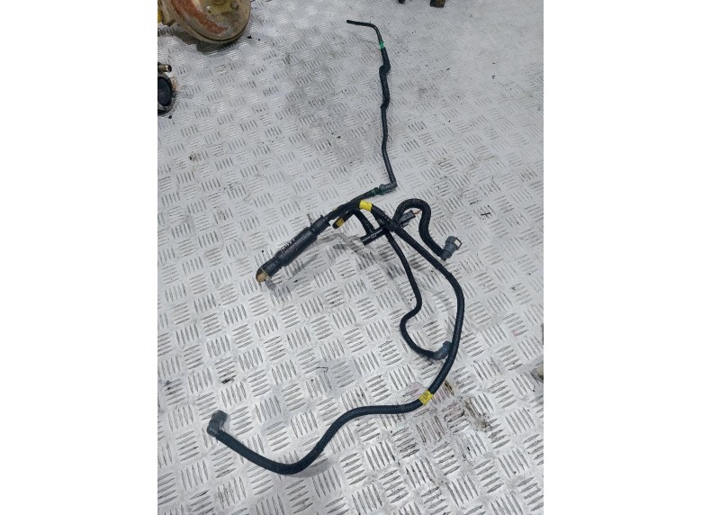 Трубка топливная к Peugeot 5008