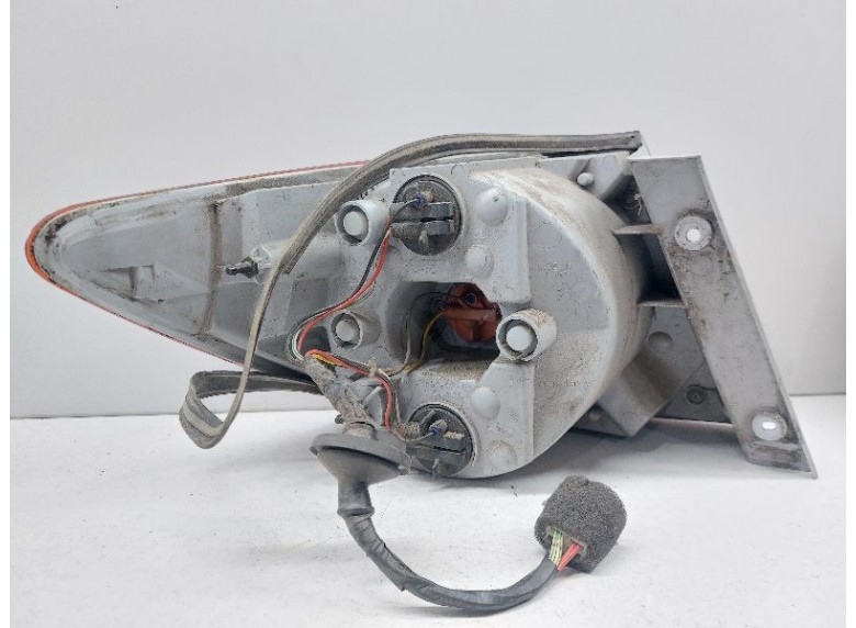 Фонарь задний правый к Фонарь задний правый к Chevrolet Epica undefined г. Epica