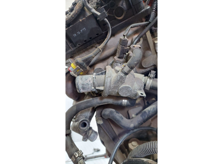 Корпус термостата к Alfa Romeo 147, 2005г.