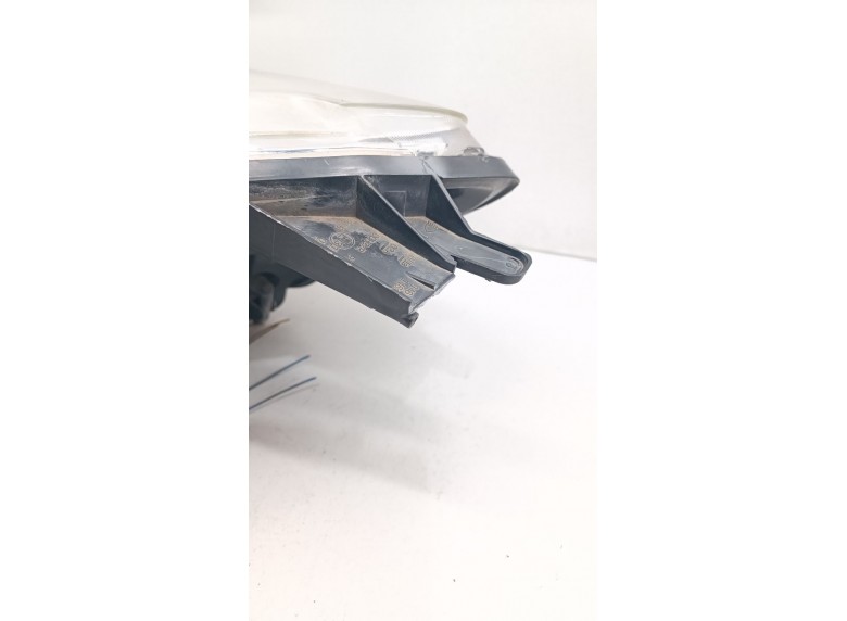 Фара правая к Фара правая к Fiat Fiorino undefined г. Fiorino