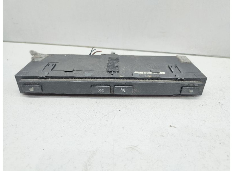 Кнопка подогрева сидений к BMW 5 E60/E61, 2004г.