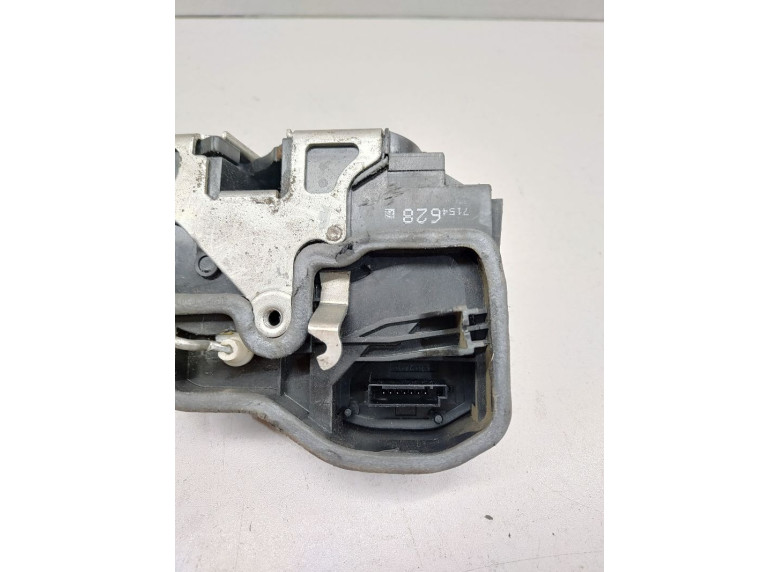 Замок двери передней правой к BMW 5 E60/E61, 2004г.