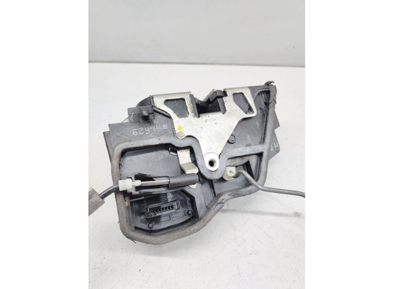 Замок двери задней левой к BMW 5 E60/E61, 2004г.