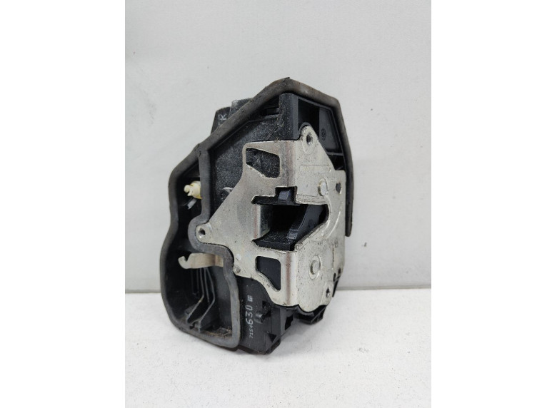 Замок двери задней правой к BMW 5 E60/E61, 2004г.