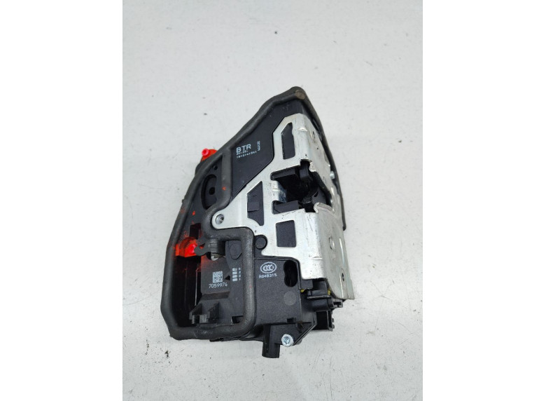 Замок двери передней правой к BMW 3 E90/E91/E92/E93, 2008г.