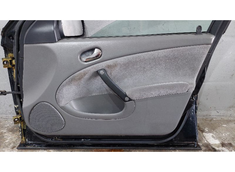 Обшивка двери передней правой (дверная карта) к Обшивка двери передней правой (дверная карта) к Saab 9-5 undefined г. 9-5