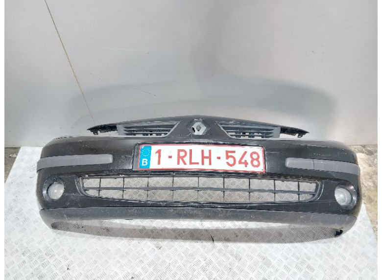 Бампер передний к Renault Laguna, 2006г.