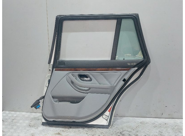 Дверь задняя правая к BMW 5 E39, 2001г.