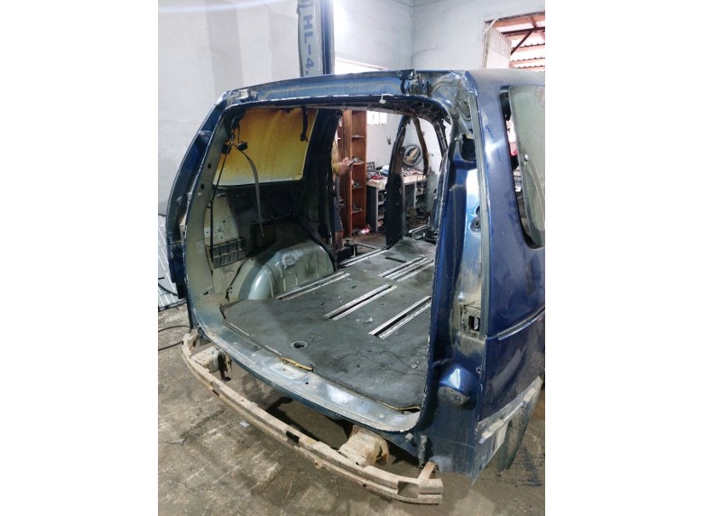 Задняя часть кузова (тазик) к Задняя часть кузова (тазик) к Peugeot 807 undefined г. 807