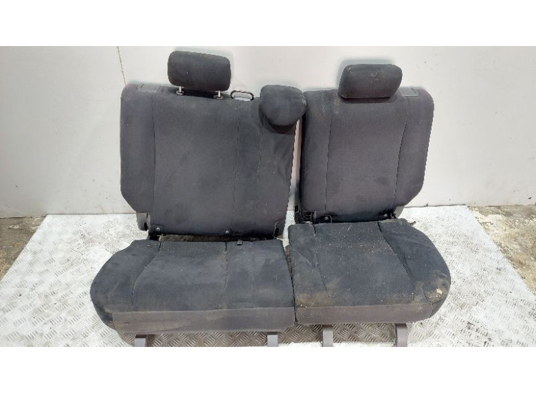 Сиденье заднее к Suzuki Aerio, 2004г.