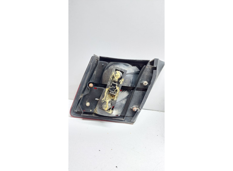 Фонарь крышки багажника левый к Фонарь крышки багажника левый к Saab 9-5 undefined г. 9-5