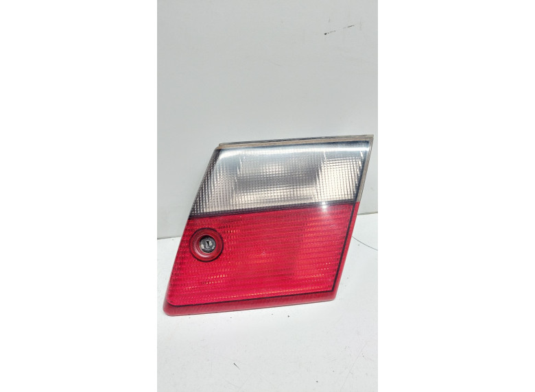 Фонарь крышки багажника правый к Saab 9-5