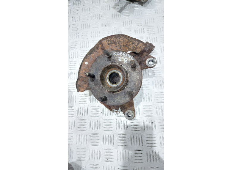Ступица передняя правая к Mazda Xedos 6, 1996г.