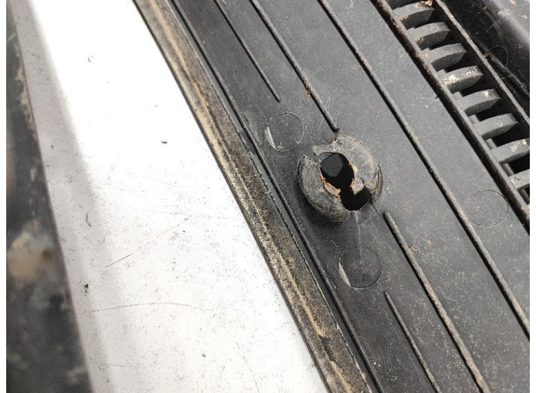 Дождевик к Kia Spectra, 2003г.