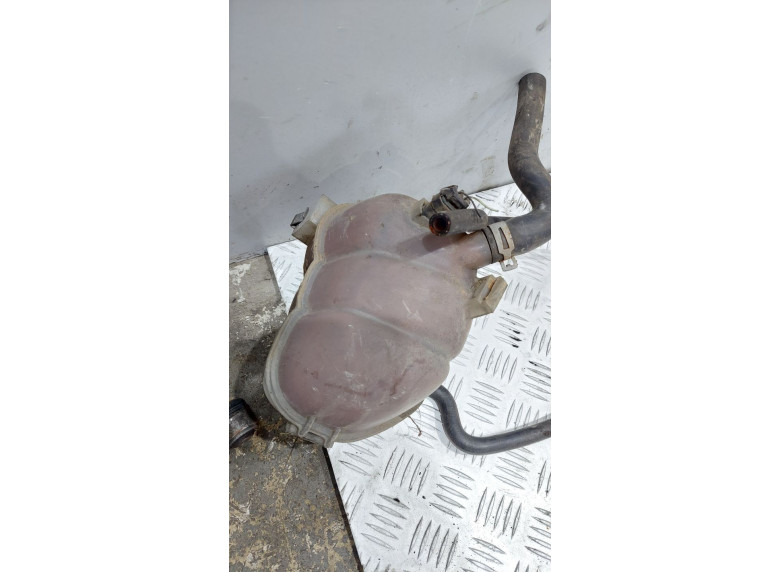 Бачок расширительный к Бачок расширительный к Saab 9-5 undefined г. 9-5