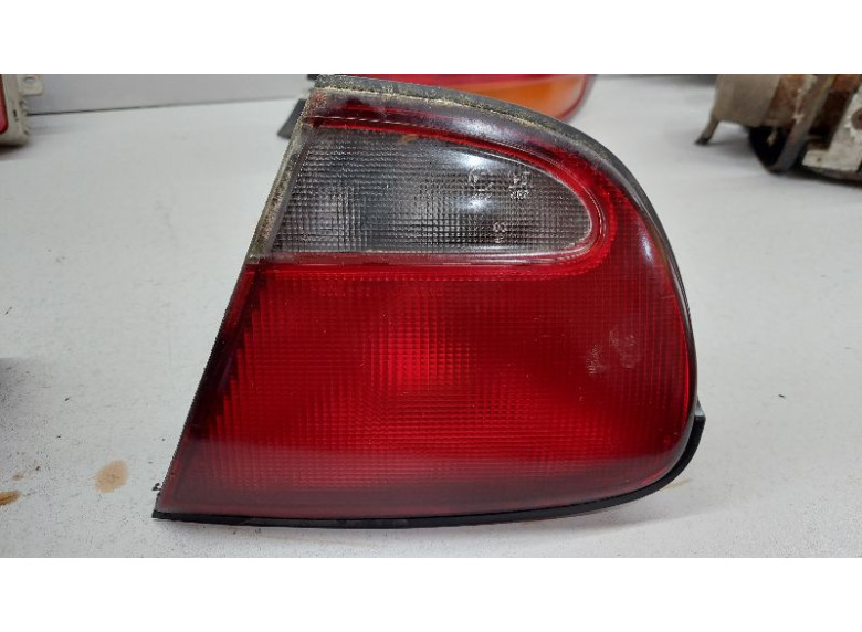 Фонарь крышки багажника правый к Mazda Xedos 6, 1996г.