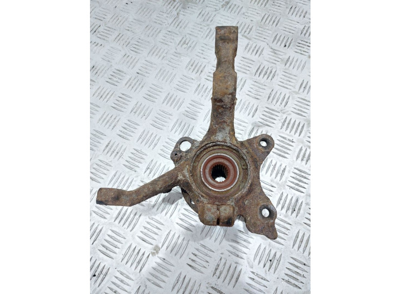 Ступица передняя левая к Volkswagen Golf, 1995г.