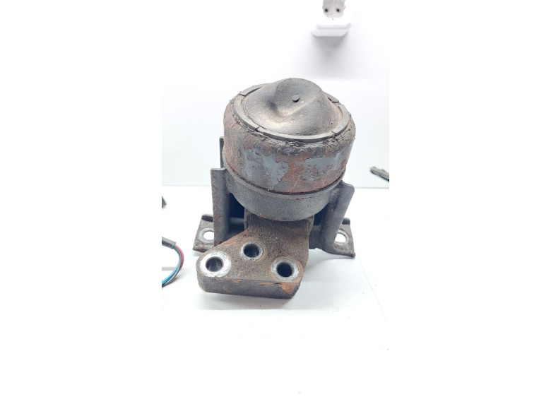 Подушка крепления двигателя к Chery Tiggo, 2005г.