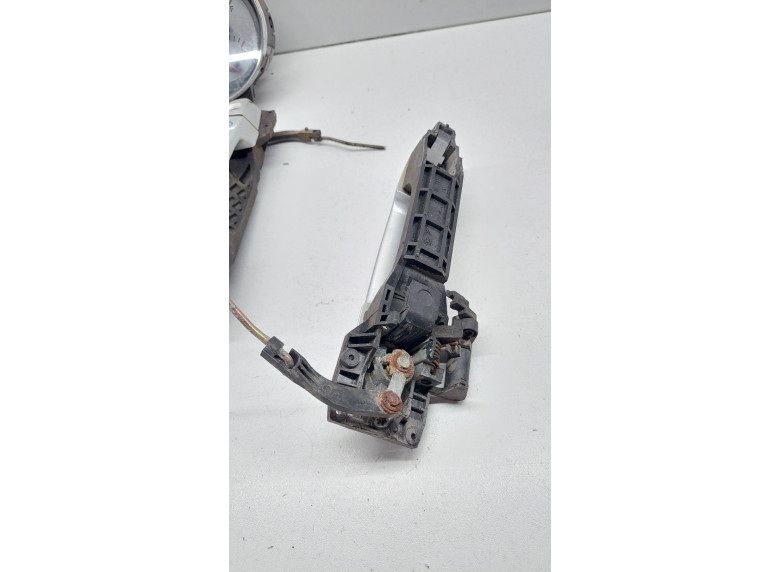 Ручка наружная передняя правая к Chery Tiggo, 2005г.