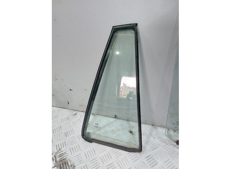 Форточка задняя правая к Chery Tiggo, 2006г.