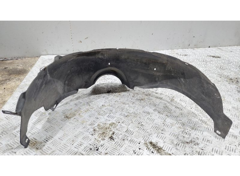 Защита арок передняя правая (подкрылок) к Volkswagen Passat, 1986г.