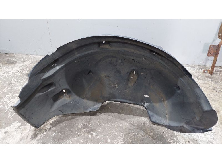 Защита арок передняя правая (подкрылок) к Mercedes ML W163, 2001г.