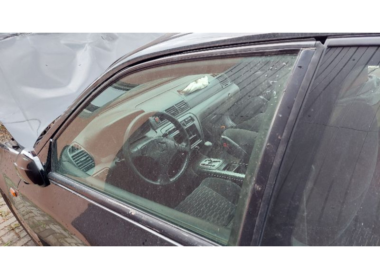 Стекло двери передней левой к Honda Prelude, 1997г.
