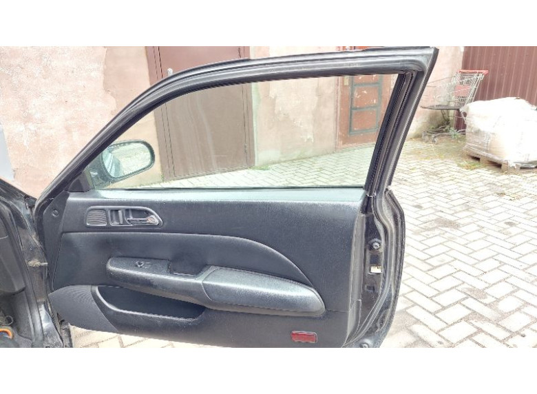 Стекло двери передней правой к Honda Prelude, 1997г.