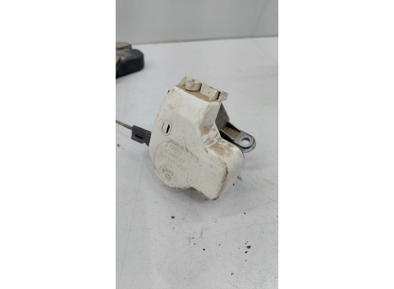 Личинка замка багажника к Audi A3, 2002г.