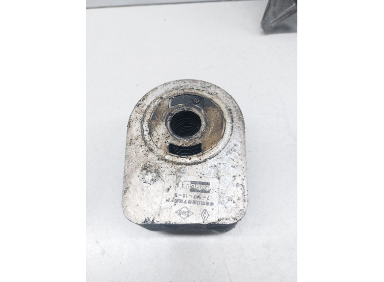 Теплообменник масляного фильтра к Renault Scenic, 2005г.