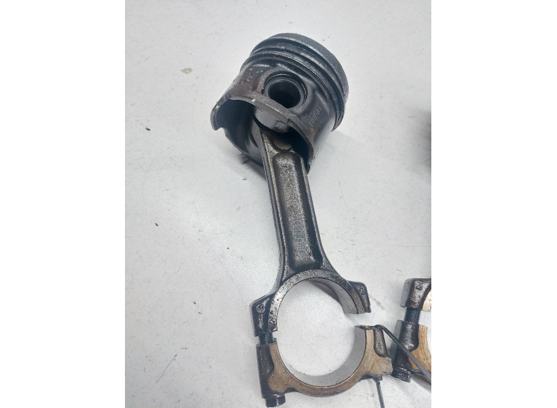 Шатун к Renault Scenic, 2005г.