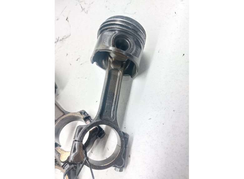 Шатун к Renault Scenic, 2005г.