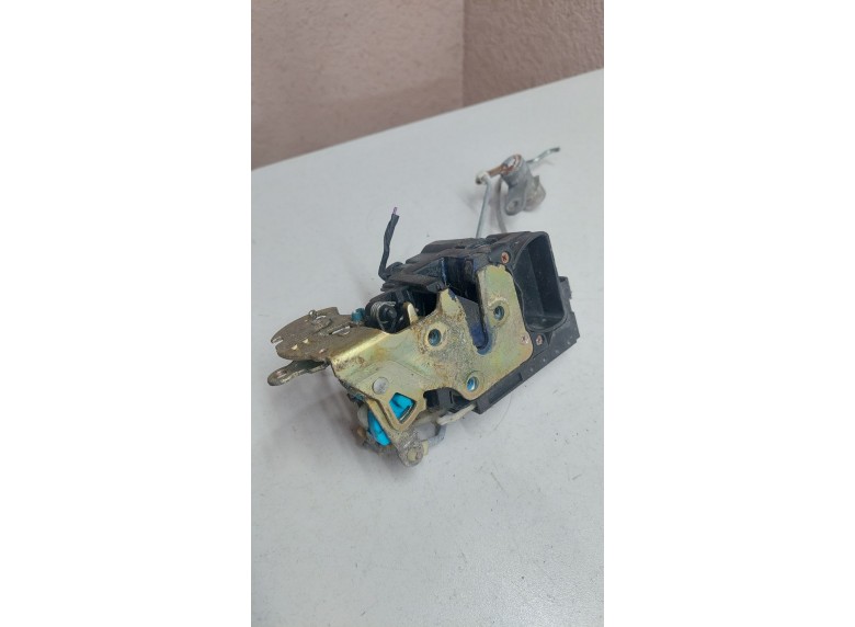 Замок двери передней правой к Замок двери передней правой к Chevrolet Lacetti undefined г. Lacetti