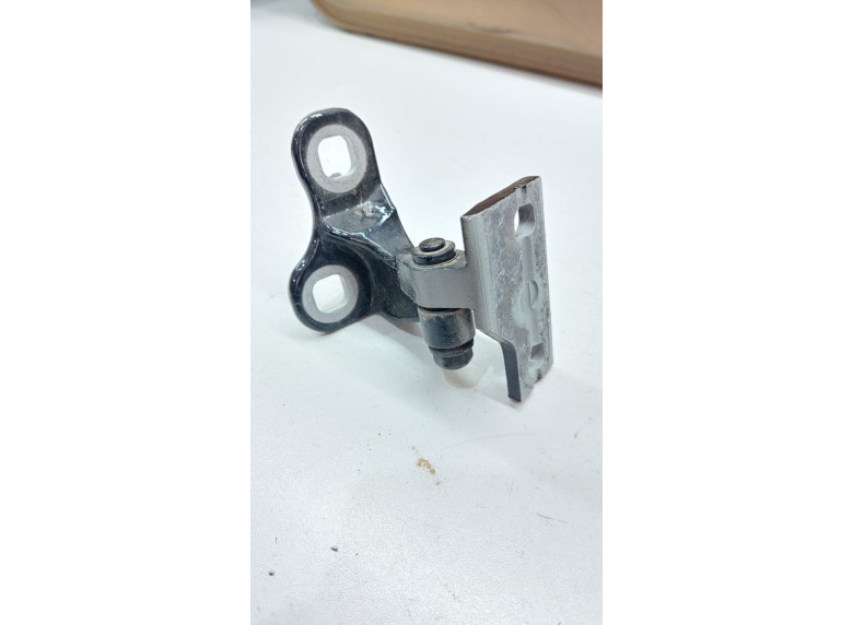 Петля двери задней левой к BMW 7 E65/E66, 2007г.