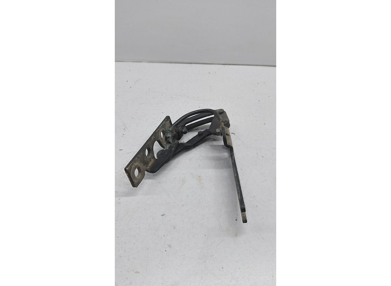 Петля капота правая к BMW 7 E65/E66, 2007г.