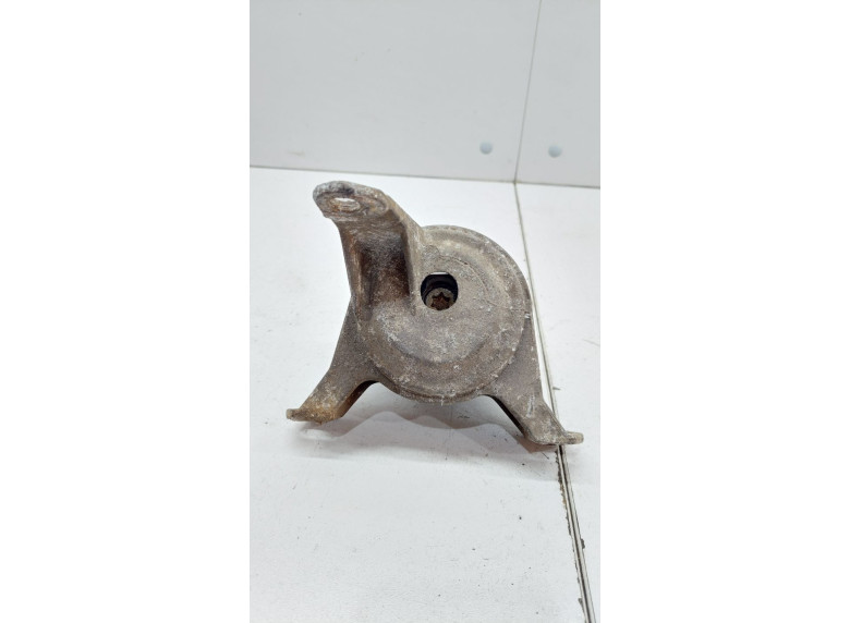 Подушка крепления двигателя к BMW 7 E65/E66, 2007г.