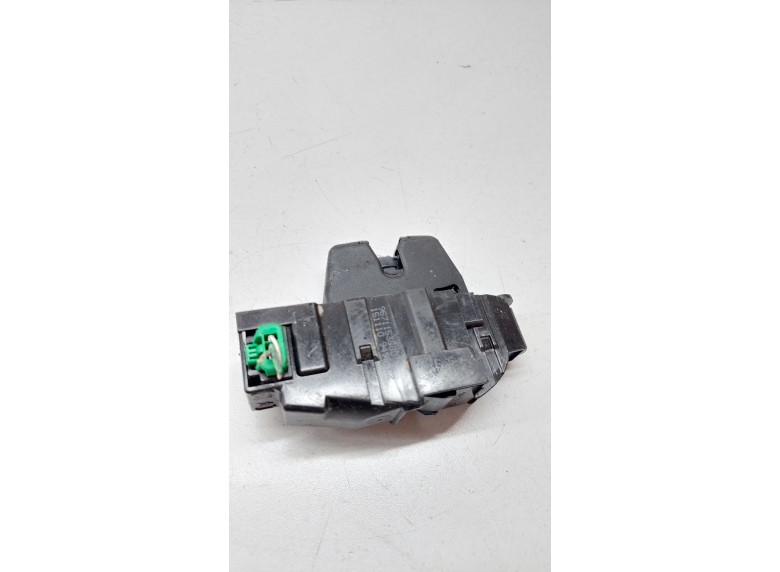 Замок багажника к Peugeot 308