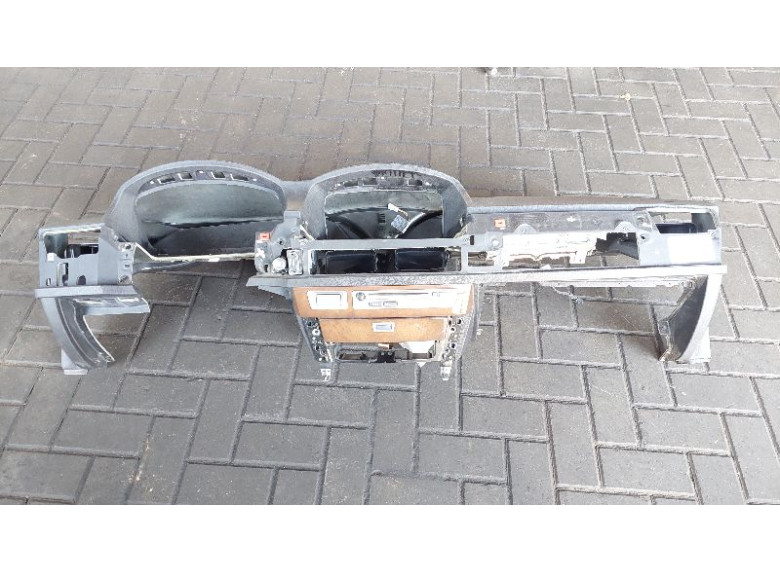 Панель передняя салона (торпедо) к BMW 7 E65/E66, 2007г.