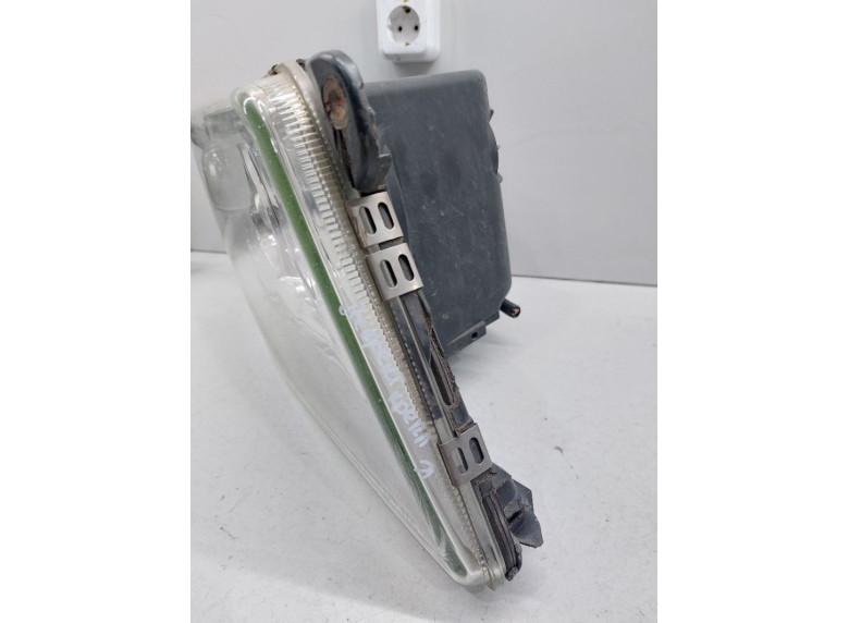 Фара правая к Фара правая к MAN TGX 2014 г. TGX