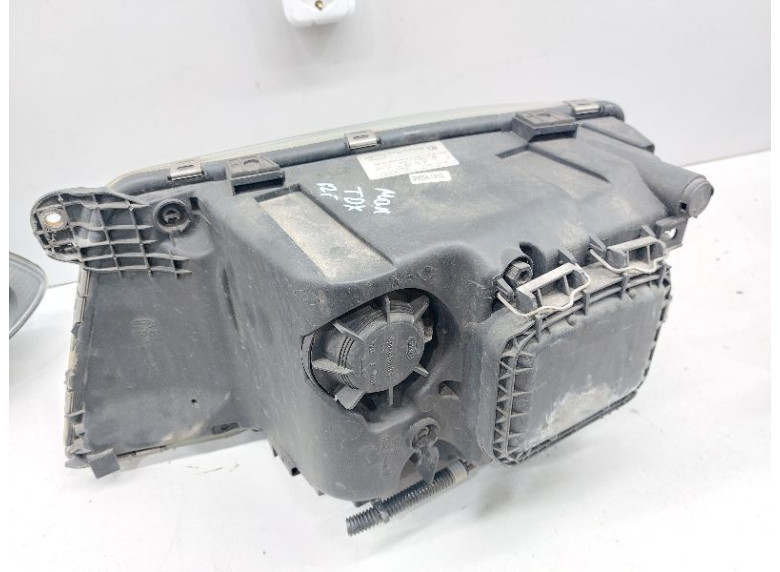 Фара правая к Фара правая к MAN TGX 2014 г. TGX