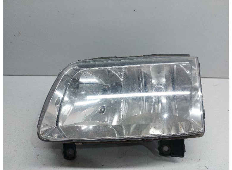 Фара левая к Volkswagen Polo, 2001г.